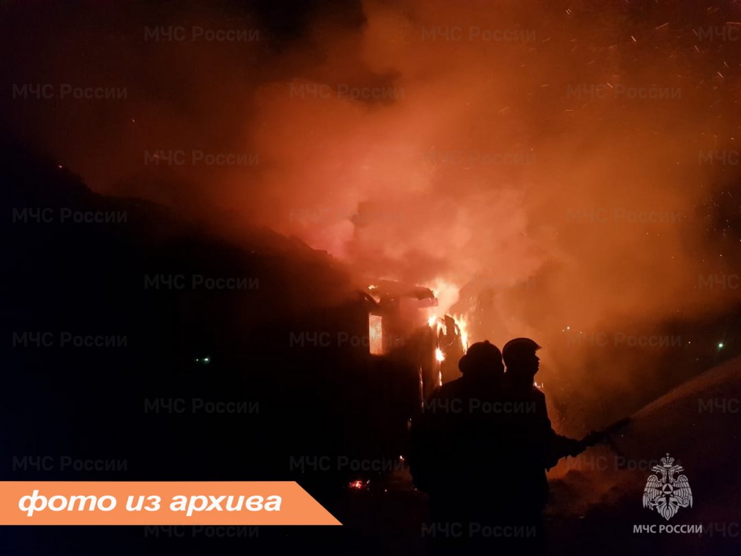 Пожарно-спасательное подразделение Ленинградской области ликвидировало пожар в Гатчинском районе